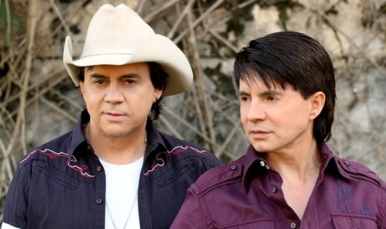 Chitãozinho & Xororó fazem parte da histórias de shows e eventos do Tênis CLube São José